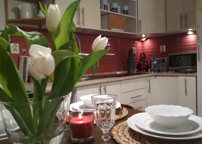 Anielewicza 9 * Warszawa